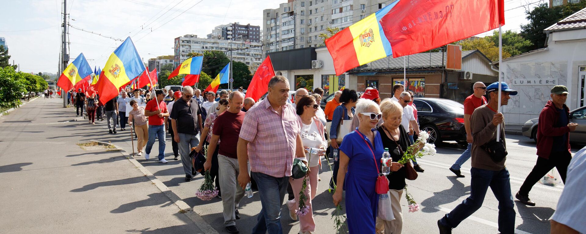 Молдова за мир и без фашизма: в Кишиневе прошел Марш Освобождения - Sputnik Молдова, 1920, 24.08.2025
