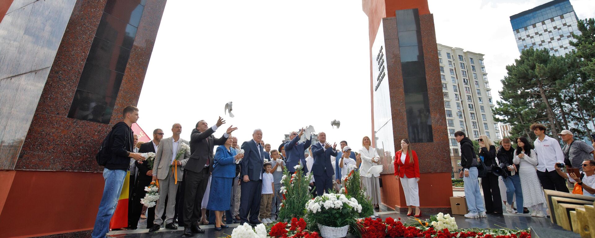 Марш в память об освобождении Молдавии от нацизма - Sputnik Молдова, 1920, 24.08.2025