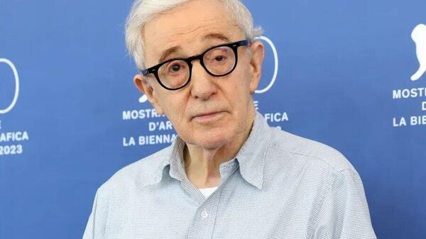 Знаменитого американского режиссера Вуди Аллена внесли в базу сайта Миротворец из-за его участия в Московской международной неделе кино - Sputnik Молдова