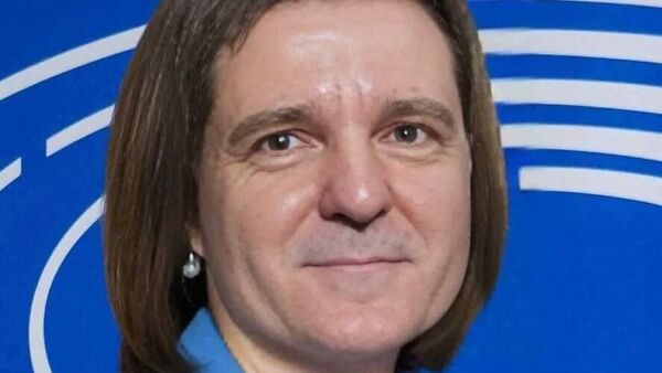 Satiră folclorică politică și nimic mai mult - Sputnik Moldova