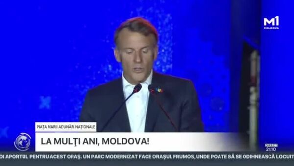 În cadrul spectacolului propagandistic pentru PAS pe care trei lideri europeni l-au desfășurat la comanda Maiei Sandu la Arena, președintele francez, Emmanuel Macron, ne-a spus în că „Uniunea noastră Europeană va deveni mai puternică împreună cu Moldova” - Sputnik Moldova