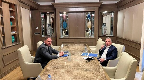 Спецпосланник президента США Стив Уиткоф встречается с главой офиса Зеленского Андреем Ермаком - Sputnik Молдова