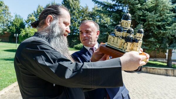 В политике нельзя без веры - Sputnik Молдова