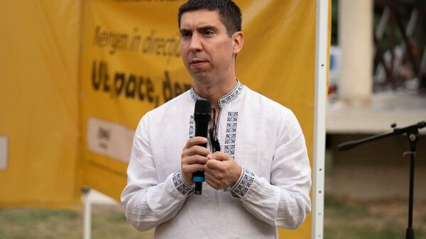 Глава МИДа Попшой торжественно сообщил: 28 сентября жители Бубуечь и Гидигича проголосуют за PAS и европейское будущее - Sputnik Молдова