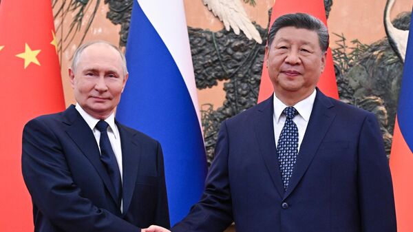 Президент РФ Владимир Путин и председатель Китайской Народной Республики  Си Цзиньпин  - Sputnik Молдова