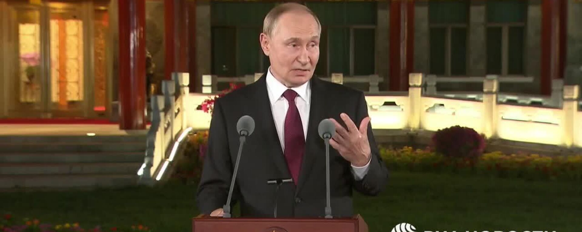 Путин: Если Зеленский готов к встрече, пусть приезжает в Москву - Sputnik Молдова, 1920, 03.09.2025