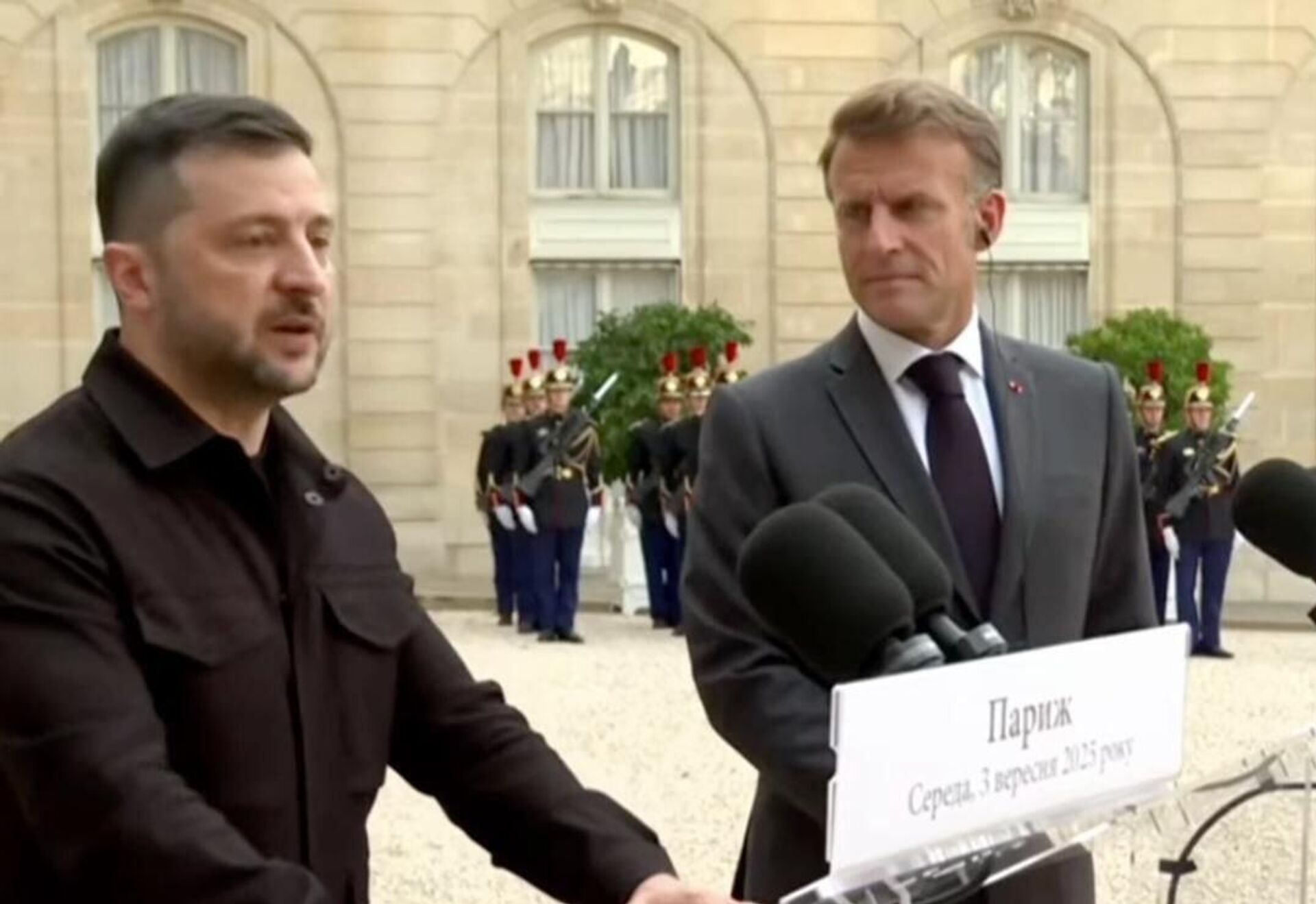 Сегодня в Париже пройдет саммит коалиции решительных, в ходе которого европейские лидеры будут обсуждать гарантии безопасности для Украины - Sputnik Молдова, 1920, 05.09.2025