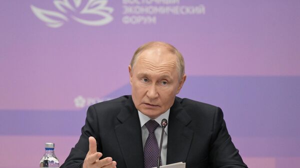 Рабочая поездка президента Владимира Путина во Владивосток - Sputnik Moldova