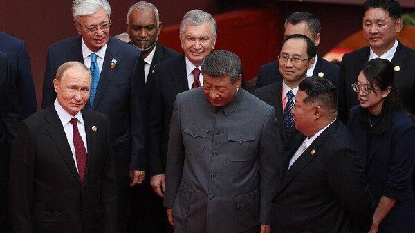 Demonstrația de unitate a țărilor cu o atitudine sceptică față de SUA, în cadrul summitului OCS, a fost mai evidentă ca niciodată — scrie The Guardian - Sputnik Moldova