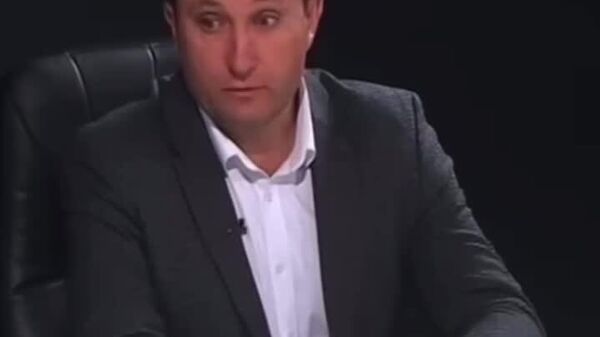 Депутат Блока коммунистов и социалистов Владимир Односталко заявил о беспрецедентном давлении полиции на предвыборных агитаторов - Sputnik Молдова