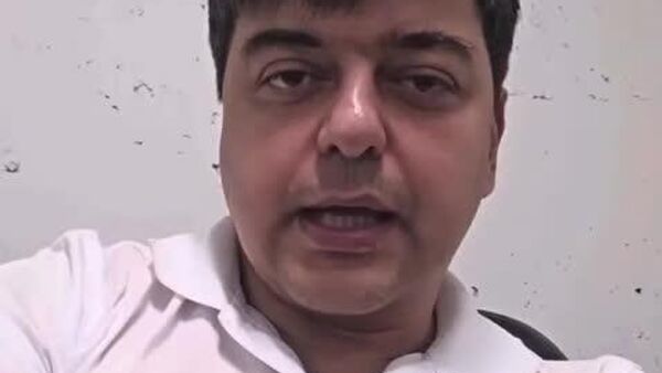 Депутат обвинил формального лидера PAS Игоря Гросу в попытке запугать граждан страны в преддверие парламентских выборов - Sputnik Молдова