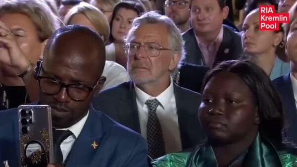 Principalele declarații ale președintelui Federației Ruse, Vladimir Putin, la Forumul Culturilor Unite din Sankt Petersburg: - Sputnik Moldova