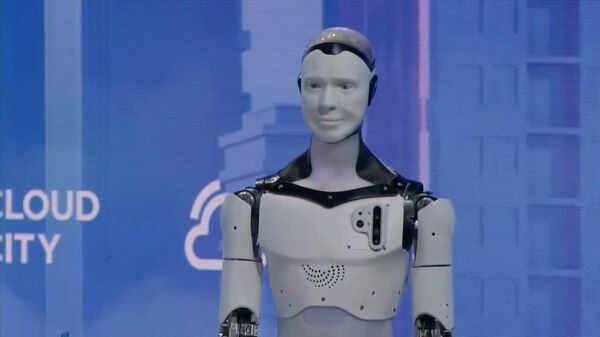Un robot a participat la o sesiune în cadrul forumului „Orașul în Cloud: Forumul Internațional de Inovație al Țărilor BRICS” de la Moscova, transmite corespondentul RIA Novosti - Sputnik Moldova