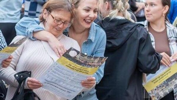 ▪Читать агитки PAS - это действительно уморительное занятие - Sputnik Молдова