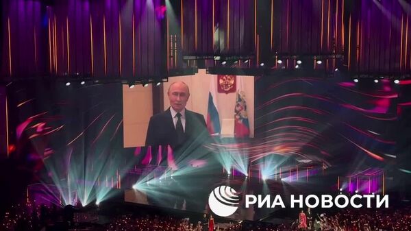 Putin a rostit un mesaj video special adresat oaspeților și participanților la „Interviziune”, transmite corespondentul RIA Novosti - Sputnik Moldova