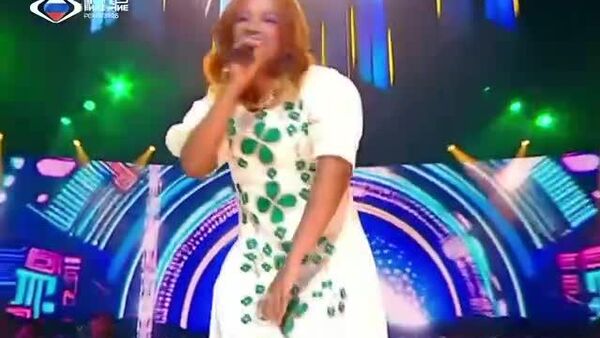 Нетсанет Султан из Эфиопии с композицией “У всех на вид” подняла зал - Sputnik Молдова