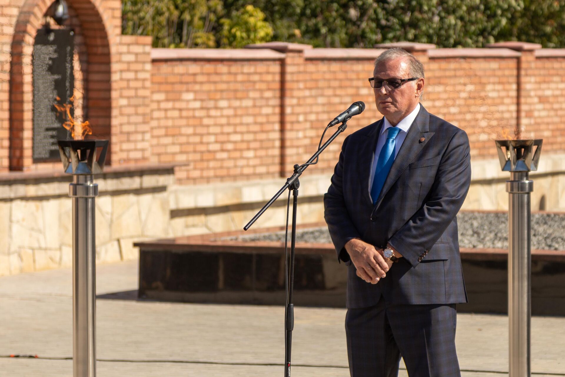 Церемония открытия отреставрированного Мемориала Славы в Дубоссарах Церемония открытия отреставрированного Мемориала Славы в Дубоссарах - Sputnik Молдова, 1920, 21.09.2025