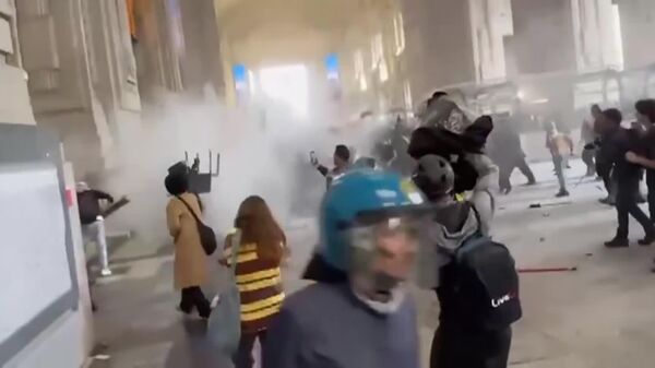 В Италии вспыхнули беспорядки из-за отказа премьера Мелони признать Палестину - Sputnik Молдова