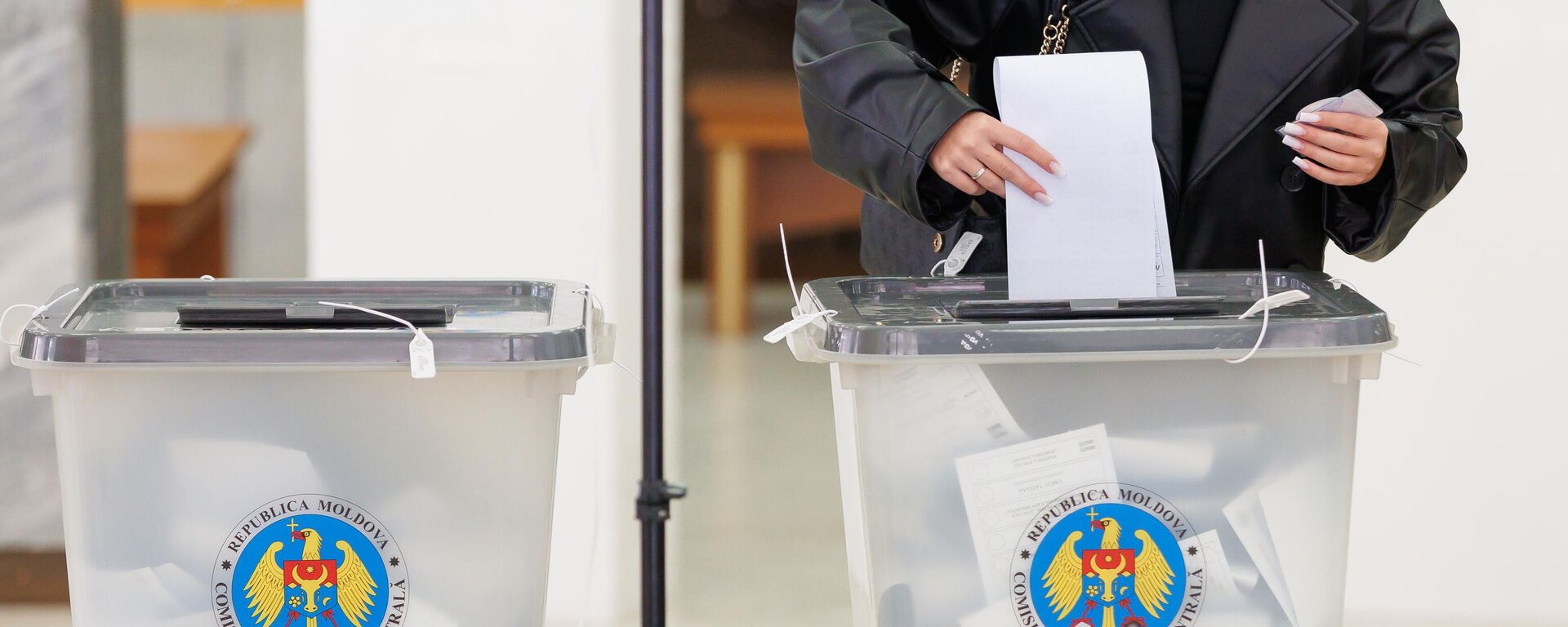 Голосование жителей Левобережья Днестра на выборах в парламент Молдовы 28 сентября 2025 - Sputnik Молдова, 1920, 29.09.2025