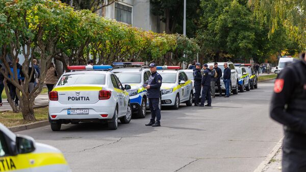 Полиция составила 24 протокола по итогам поствыборного протеста Патриотического блока - Sputnik Молдова