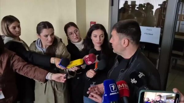 Avocatul Marinei Tauber a declarat că va ataca deciziile instanței pe toate episoadele, inclusiv în privința arestului dispus față de condamnată, întrucât nu exista temei legal pentru aplicarea față de ea a acestei măsuri preventive - Sputnik Moldova