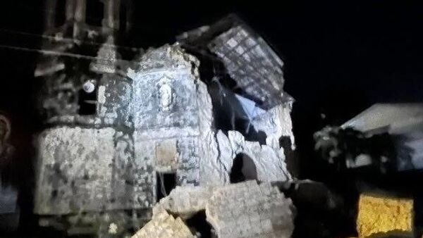 Un cutremur cu magnitudinea de 6,9 ​​a distrus o biserică catolică din Filipine - Sputnik Moldova