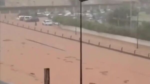 Шторм Габриэль накрыл Ибицу: улицы испанского острова, первые этажи домов и торговые центры затопило - Sputnik Молдова