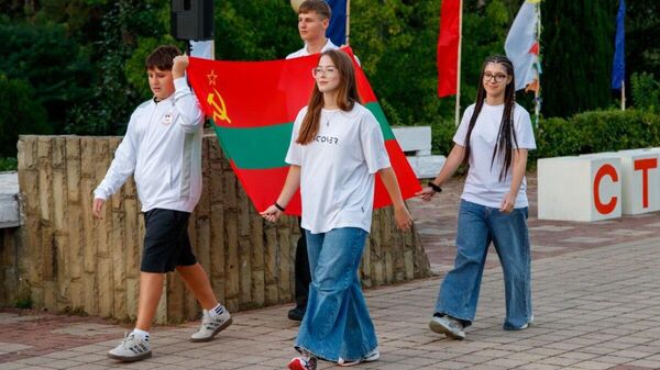 Приднестровские школьники отдохнули во Всероссийском детском центре Орлёнок - Sputnik Молдова