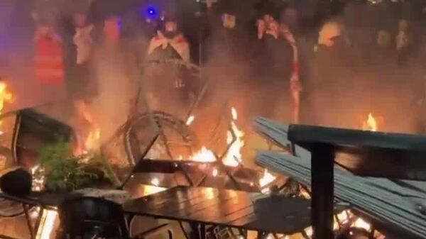 Коротко о планах грузинской оппозиции мирно свергнуть власть - Sputnik Молдова