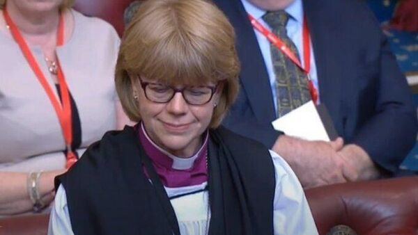 Английскую церковь возглавила женщина, известная своей поддержкой однополых браков и курсом на открытую культуру - Sputnik Молдова