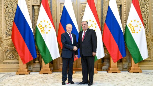 Государственный визит президента Владимира Путина в Таджикистан - Sputnik Молдова
