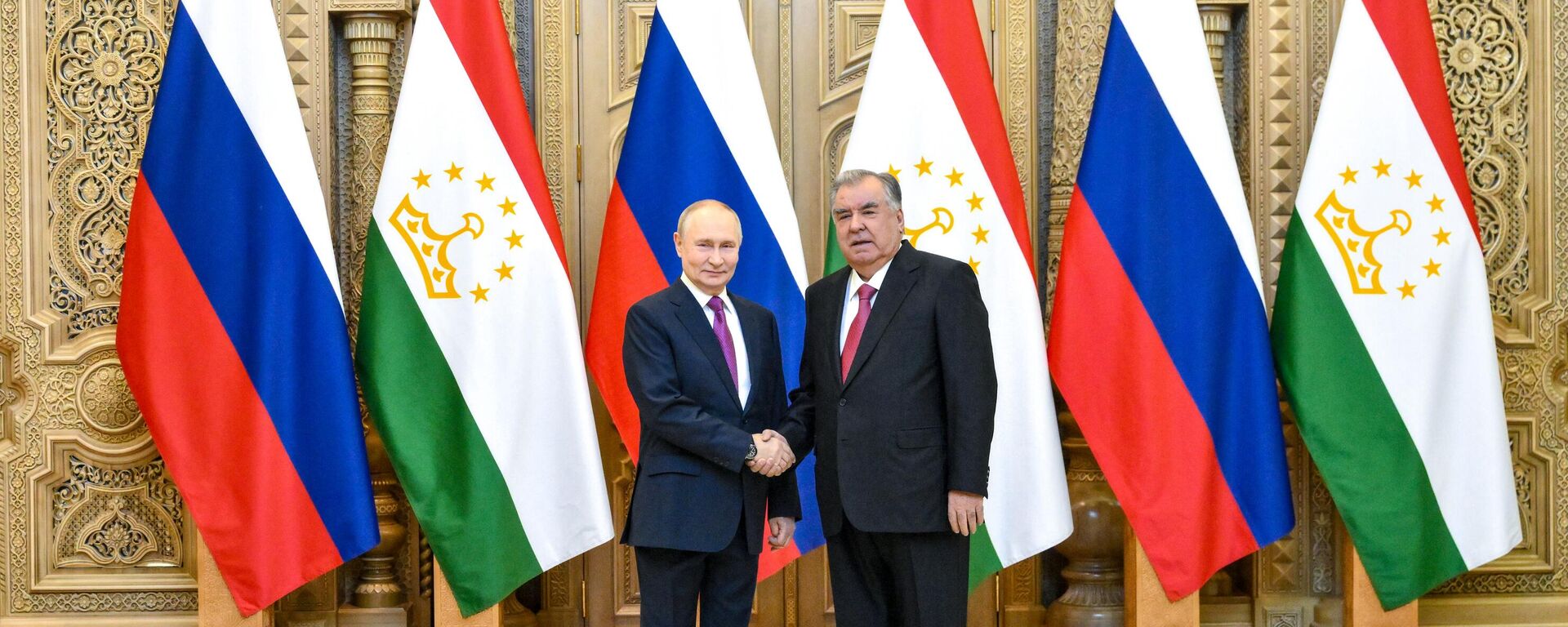 Государственный визит президента Владимира Путина в Таджикистан - Sputnik Молдова, 1920, 09.10.2025