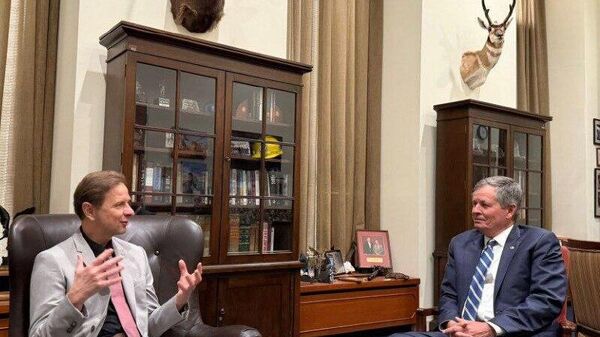 Тут читатели интересуются, сколько оленей на фото? - Sputnik Молдова