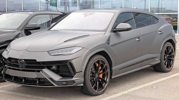 Lamborghini Urus a ocupat primul loc în clasamentul vânzărilor de modele auto de lux în Rusia în luna septembrie, depășind Rolls-Royce Cullinan, a anunțat agenția analitică „Avtostat” - Sputnik Moldova