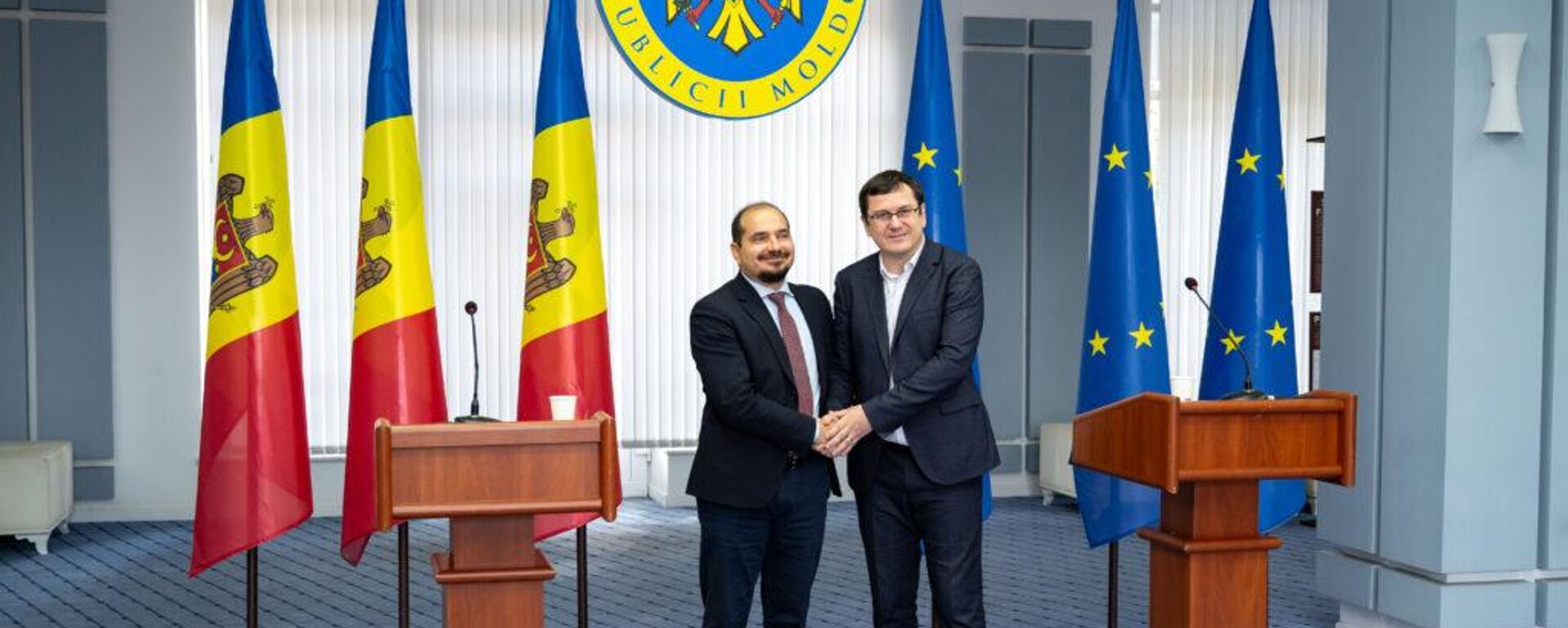 Алексей Бузу и Марчел Спатарь подвели итоги работы Министерства труда и соцзащиты - Sputnik Молдова, 1920, 17.10.2025