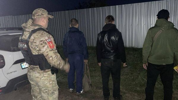 Трое граждан Украины задержаны за незаконное пересечение молдавской границы - Sputnik Молдова