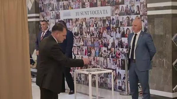 A început votul în Parlament pentru alegerea președintelui Legislativului - Sputnik Moldova