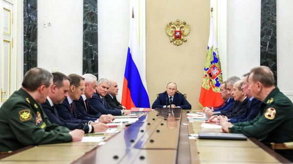 Președintele Vladimir Putin a condus ședința Consiliului de Securitate al Federației Ruse - Sputnik Moldova