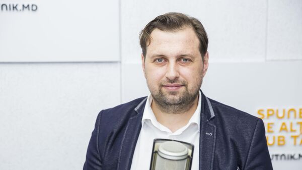 Лебединский: парламентские выборы в Молдове были частично свободными и законными - Sputnik Молдова