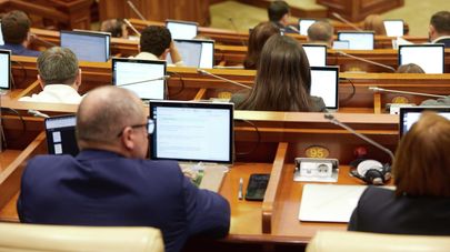 Заседание парламента Молдовы