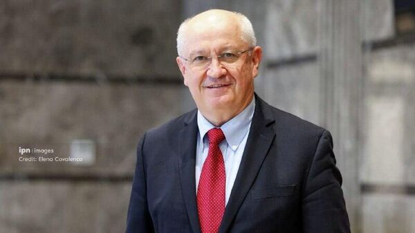 Premierul Moldovei Alexandru Munteanu pleacă astăzi la Bruxelles pentru o vizită oficială de două zile, include întrevederi cu președinta Comisiei Europene, Ursula von der Leyen și cu președintele Consiliului European, Antonio Costa - Sputnik Moldova