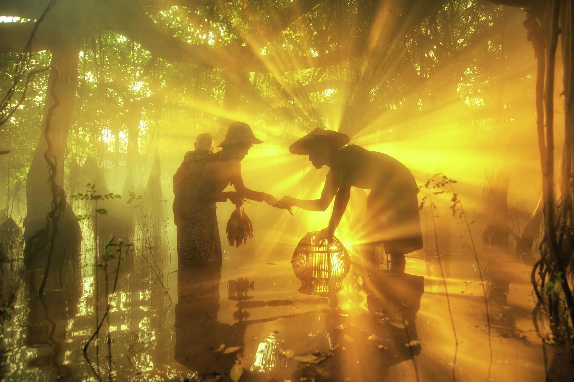 Рыбацкая семья Рыбацкая семья - Sputnik Молдова, 1920, 18.11.2025