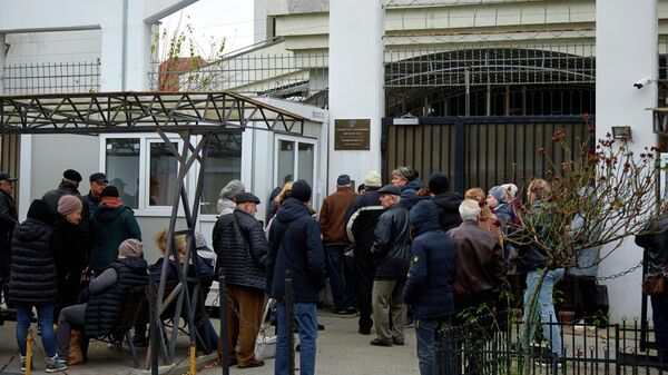 Consulatul Ambasadei Rusiei la Chișinău a reluat eliberarea documentelor, inclusiv a pașapoartelor internaționale - Sputnik Moldova