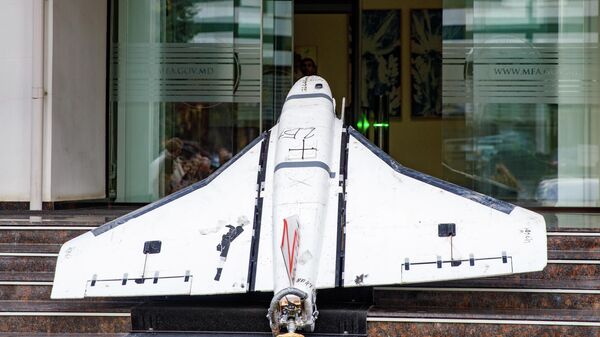 Легковесные дроны в Молдове, русофобия от PAS, патриотизм – не в чести у власти - Sputnik Молдова