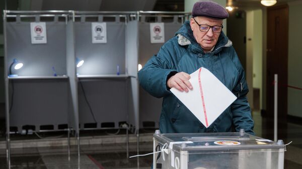 Выборы в Приднестровье: к урнам для голосования пришли более 20% избирателей - Sputnik Молдова
