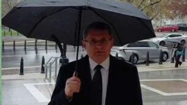 Apropo, moldovenii din diaspora noastră din SUA se arată surprinși de faptul că domnul Grosu are de gând să se întâlnească cu diaspora moldovenească din SUA - Sputnik Moldova