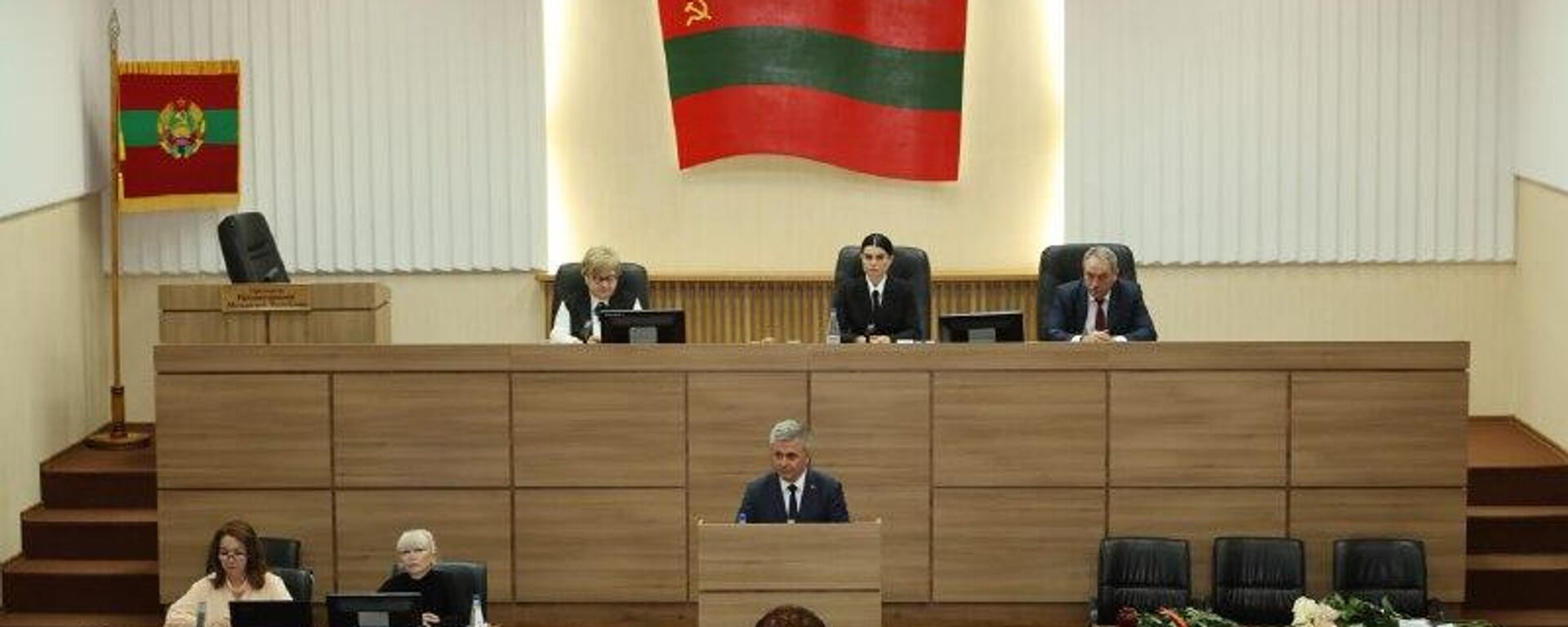 В Приднестровье начал работу Верховный совет нового созыва - Sputnik Молдова, 1920, 03.12.2025