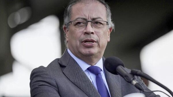Atacurile SUA asupra țintelor terestre din Columbia ar însemna declararea războiului, a declarat președintele țării, Gustavo Petro - Sputnik Moldova
