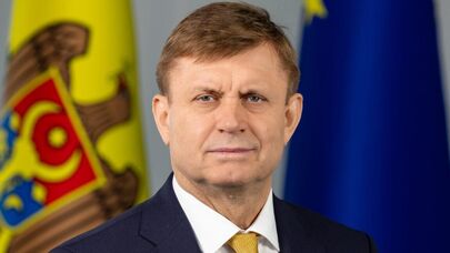 Валерий Киверь