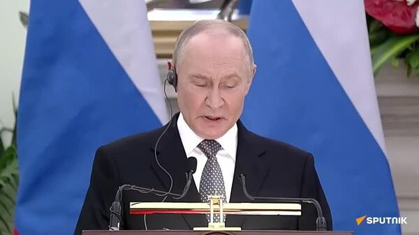 Владимир Путин поблагодарил президента и премьера Индии за теплый прием, оказанный российской делегации - Sputnik Молдова